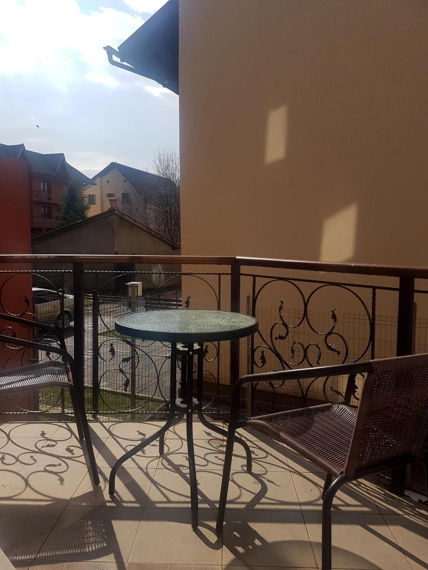 Magic Apartment Brasov Ngoại thất bức ảnh
