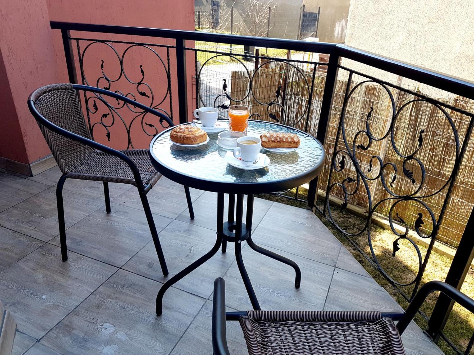 Magic Apartment Brasov Ngoại thất bức ảnh